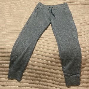 Lululemon engineered warmth joggers